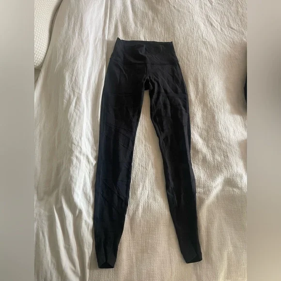 Lululemon Tech Mesh High-Rise wonder under legging - Picture 2 of 3